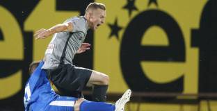 Прохазка и Панайотов преподписват с Левски до седмица