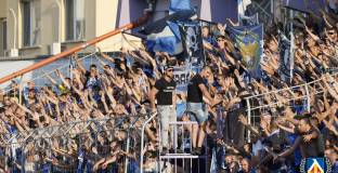 Левски с нова сериозна глоба заради феновете си