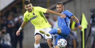 Етър скочи на съдийството в мача с Левски