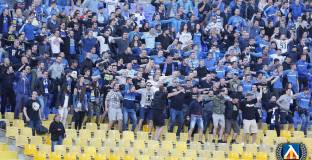 Фенове на Левски с гневна декларация, но подкрепиха Роси