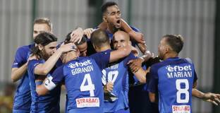 Митрев се завърна в групата на Левски, героят от Коматево и Тиам също сред 19-те