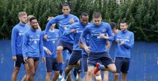 Забавни тренировки за Левски преди двубоя с Локо Пловдив (видео)