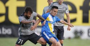 Фенски натиск връща Васил Панайотов на Герена