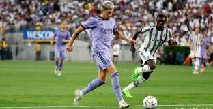 Реал Мадрид вкара два на Ювентус пред близо 94 000 зрители в Калифорния