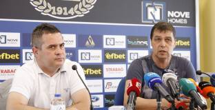 Хубчев: Искаме да имаме пет или шест водещи футболисти и около тях да интегрираме младите
