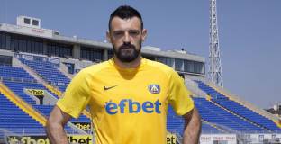 Второ ново попълнение за Левски - сините взеха националния вратар на Черна гора (видео)