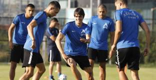 Боби Цонев се появи на Герена, Курдов няма да тренира повече с Левски