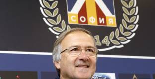 Дерменджиев: Не съм притеснен, вкарахме четири гола!