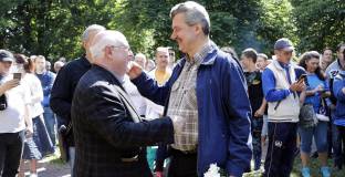 Батков: Надявам се Сираков да получи акциите