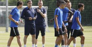 Левски с последна тренировка преди отпътуването за Словакия