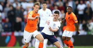 Де Йонг: Трябва внимателно да следим Роналдо във финала