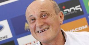 След важната среща, вече е окончателно: Роси остава в Левски