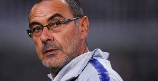 Сари отговори на Де Лаурентис 