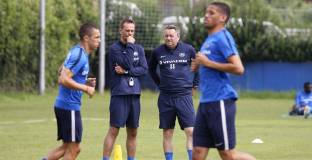 Феновете на Левски се срещат със Славиша Стоянович