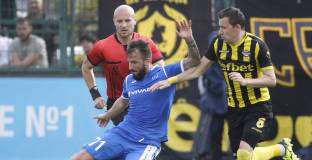 Васил Панайотов: С извинение - играем като... даже не мога да го кажа, защото има жени