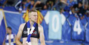 Сините фенове изпратиха подобаващо Роман Прохазка (видео)