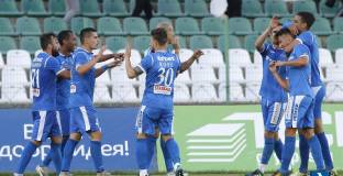 Левски с проблеми, но с Обертан срещу Верея