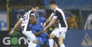 Отложиха Левски - Локо Пловдив