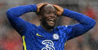 Агентът на Лукаку очаква новия собственик на Челси