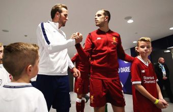 Хендерсън и Кейн. 