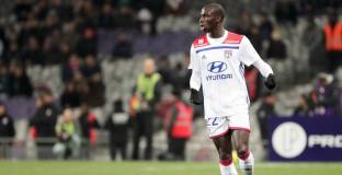 Реал Мадрид има опасения за Менди