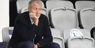 Абрамович прехвърлил сметки на децата си три седмици преди агресията 