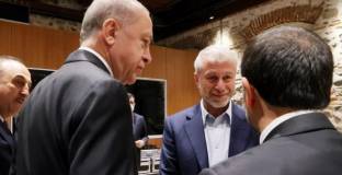    Абрамович лично участва в преговорите между Москва и Киев 