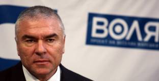 Марешки иска да преименува футболните Левски и Ботев