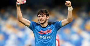  Бербатов: Ще е страхотно, ако Ман Юнайтед получи Хвича и Осимен 