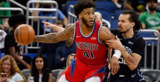  51 точки на Бей помогнаха на Детройт да победи Орландо