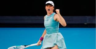 Швьонтек се класира за втория кръг на Australian Open 2025