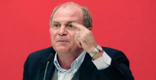 Ръководството на Байерн не търси нов треньор 