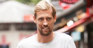 Крауч: Не мисля, че някой ще настигне Ливърпул