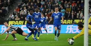 Нюкасъл отстрани Лестър от купата