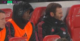 Юнайтед иска да продаде Погба през януари