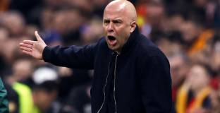 Слот разбира разочарованието на феновете на Ливърпул