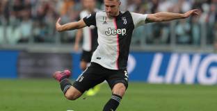 Източник: Ювентус постави Рамзи за трансфер