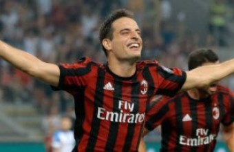 Милан - Университатя Крайова 2:0 