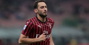 Милан е недоволен от агента на Чалханоглу 