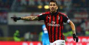 Милан отклони предложение на Барселона за Романьоли