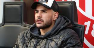 Тео Ернандес може да застане пред съда, заради питбула си