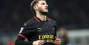 Милан - Верона 1:0 