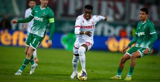 Основни играчи на ЦСКА натрупаха доста картони