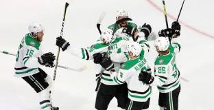 НХЛ обяви за 27 заразени, 17 са  в Далас