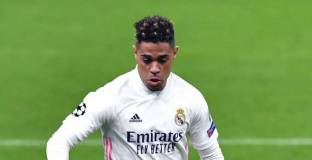 Мариано Диас счупи нос и ще се оперира