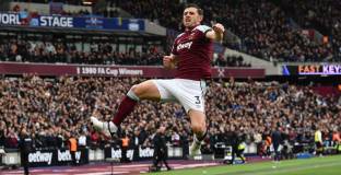 Уест Хем надви десет от Евертън