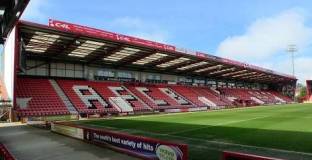 Ливърпул ще премине Борнемут за Купата