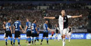  Ювентус победи Интер след дузпи