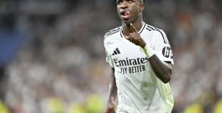 Агентите на Винисиус неофициално преговарят с ПСЖ