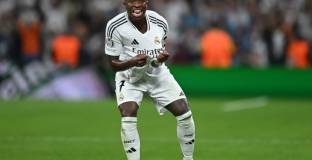 Винисиус ще преговаря с Реал Мадрид за бъдещето си 